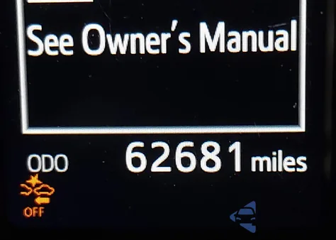 2018 Toyota Rav4 Xle z USA, uszkodzony, nr VIN 2T3WFREV7JW511624